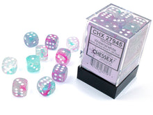 CHX 27945 Nebula Wisteria/White 12mm D6 Dice Block